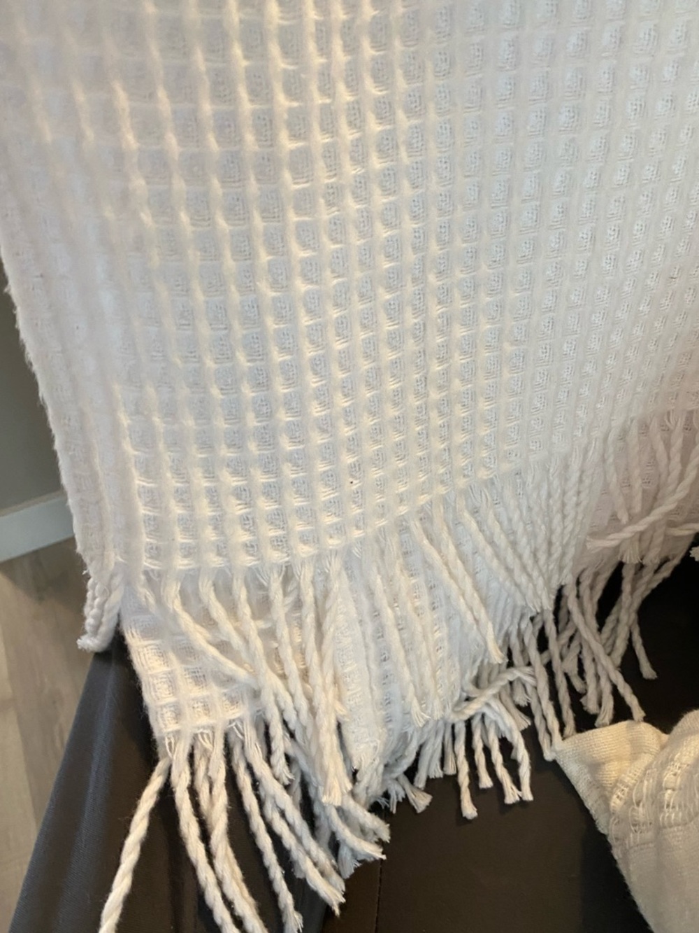 Roca Home White Waffle Knit Throw Blanket with Fringe 50x67”